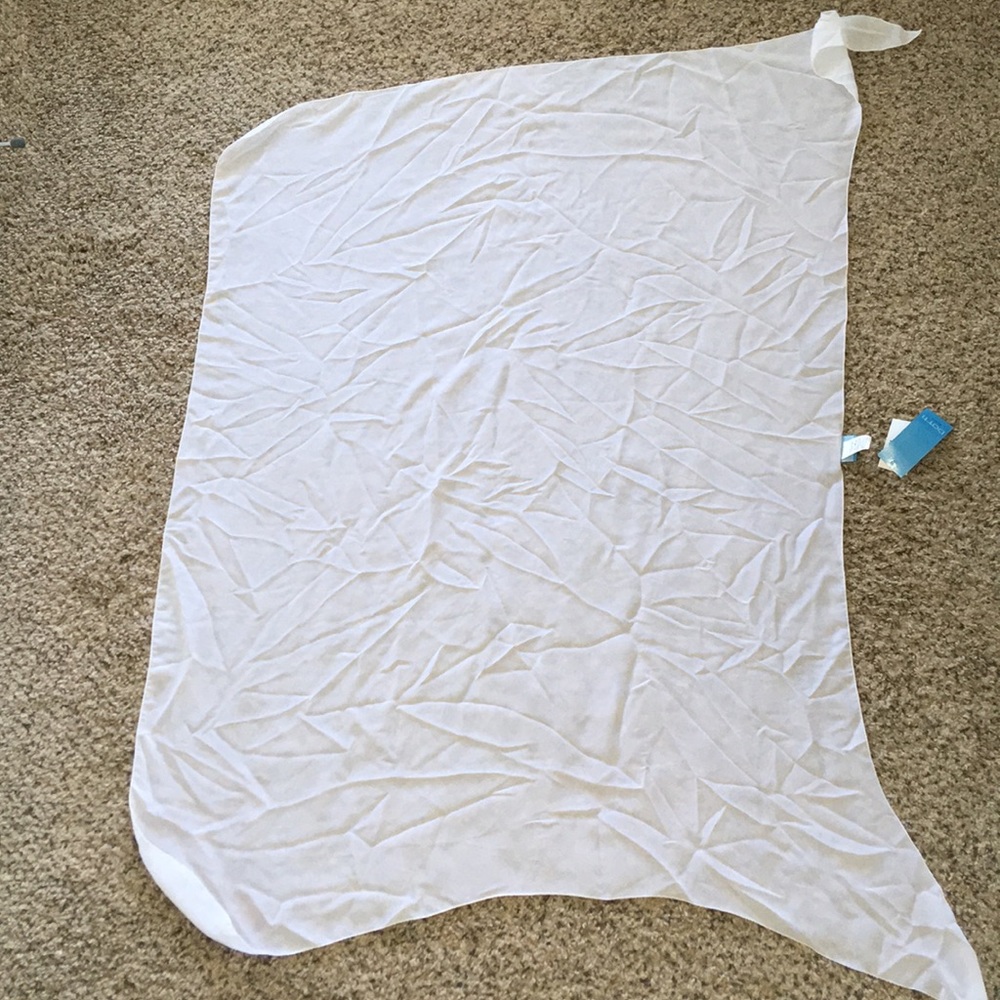 SOLD!! NWT Long White Sarong by Dotti Beach - Picture 4 of 5